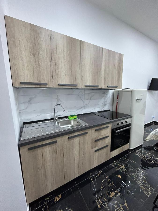Dora House Valentino Apartment เนเปิลส์ ภายนอก รูปภาพ