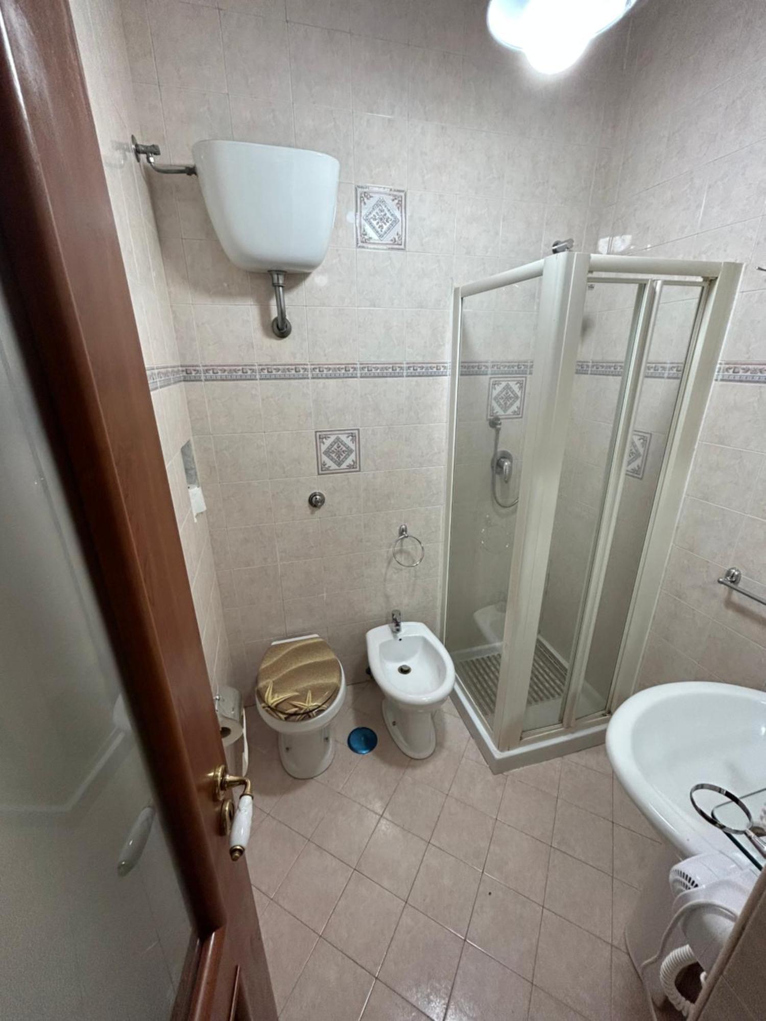 Dora House Valentino Apartment เนเปิลส์ ภายนอก รูปภาพ
